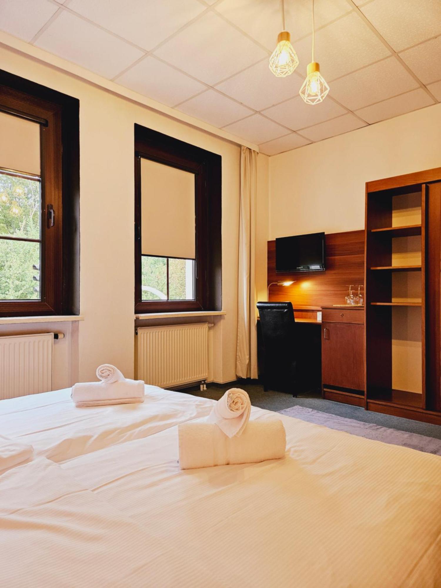 Ikura Hotel Self-Check-In Lutherstadt Eisleben Esterno foto